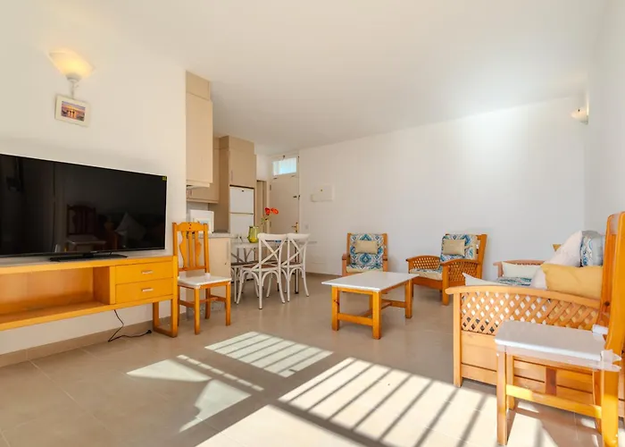 Primavera, Pool & Wifi & 24h Security Apartamento