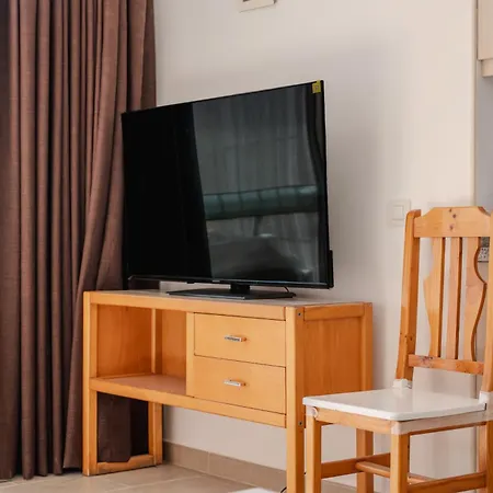 Primavera, Pool & Wifi & 24h Security * Costa del Silencio